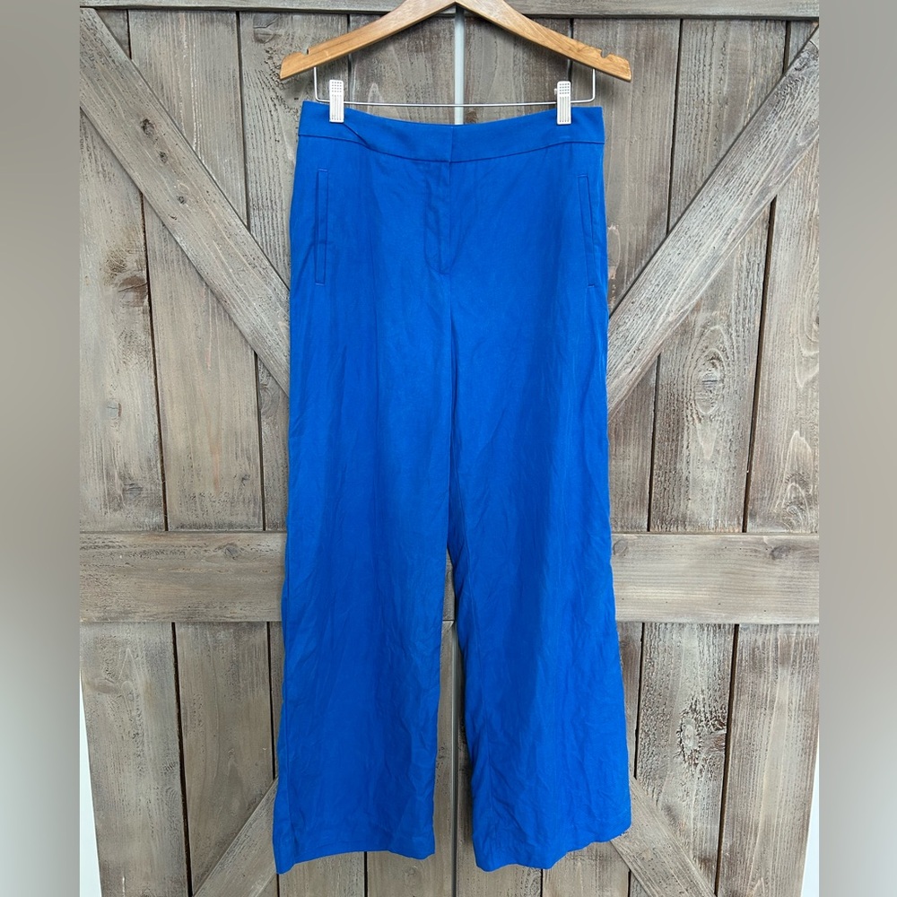 Blue Linen blend pants Sz 4
Ann Taylor